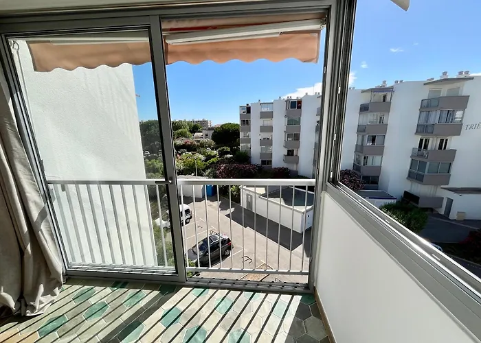 Centre Ville & Plage A 200M - Clim - Parking Prive - Netflix